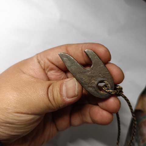 古玩銅器戰國弩機配件勾心拍賣,當前價格298元