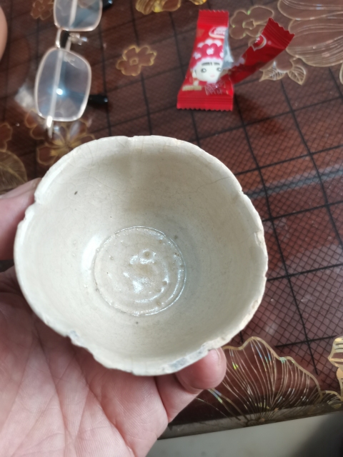 古玩陶瓷影青花口高足杯春節放肉趕緊點兒啊。拍賣，當前價格1111元