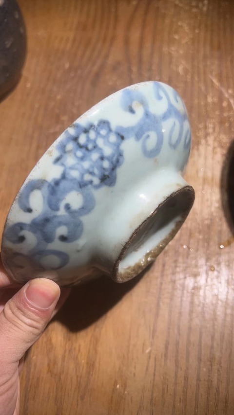 古玩陶瓷清代早期高足青花碗盤貢盤拍賣,當前價格999元