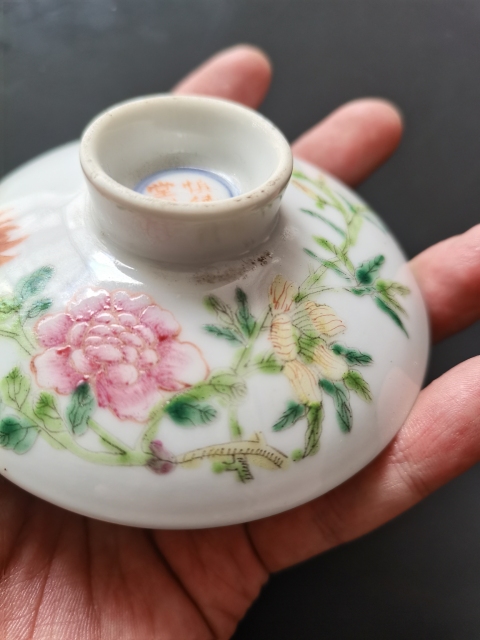 古玩陶瓷粉彩花卉紋三才蓋碗拍賣，當前價格10000元