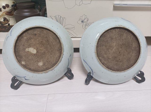 古玩陶瓷清代中期青花釉里紅魚盤拍賣,當前價格880元