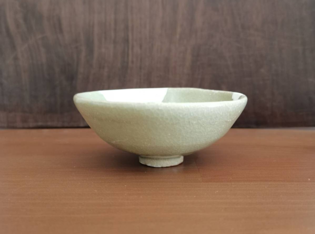 古玩陶瓷宋元龍泉窯盞拍賣，當前價格0元