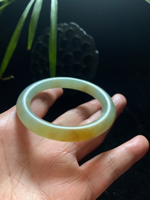 古玩玉器清代天然黃翡翠手鐲拍賣，當前價格13000元