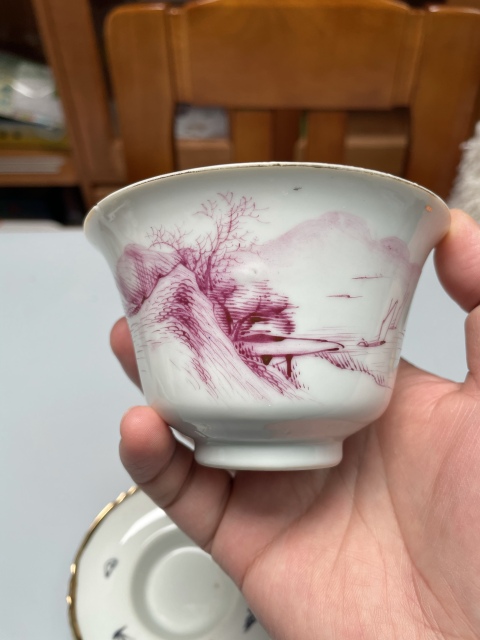 古玩陶瓷精品民窯 民國·胭脂紅山水三才蓋碗拍賣,當前價格550元