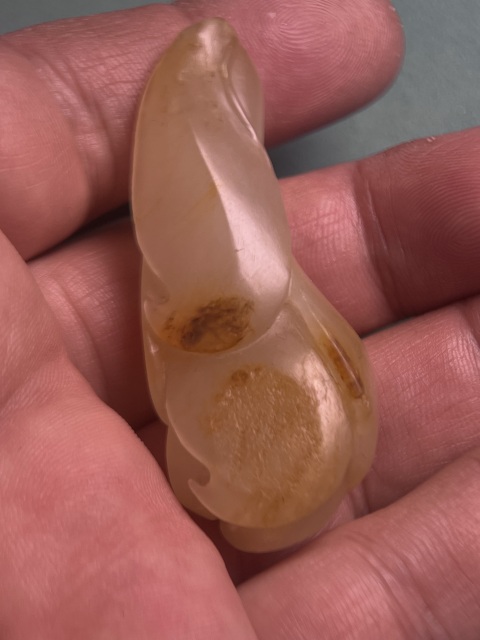 古玩玉器和田籽料玉蘭花拍賣,當前價格2800元