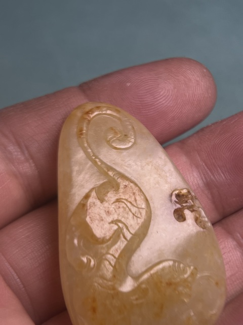 古玩玉器籽料留皮雕下山虎牌子拍賣,當前價格4800元