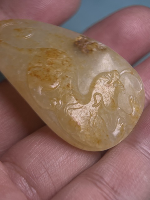 古玩玉器籽料留皮雕下山虎牌子拍賣,當前價格4800元