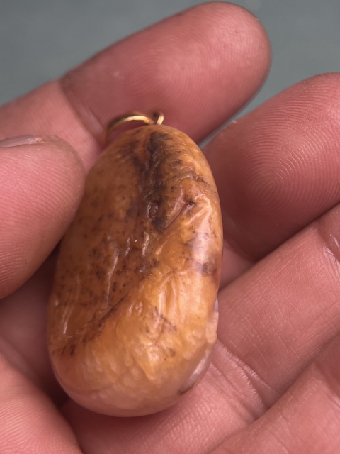 古玩玉器籽料連年有余墜拍賣，當(dāng)前價(jià)格15800元