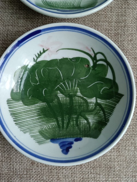 古玩陶瓷青花釉下彩荷花紋盤拍賣，當前價格198元