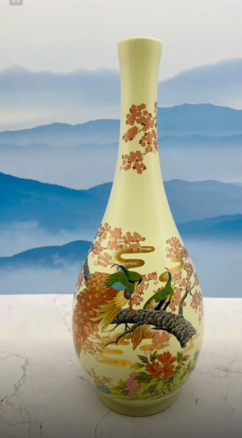古玩陶瓷花鳥紋瓶拍賣，當前價格480元
