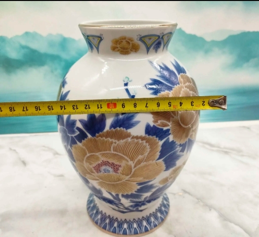 古玩陶瓷花卉紋瓶拍賣,當前價格298元