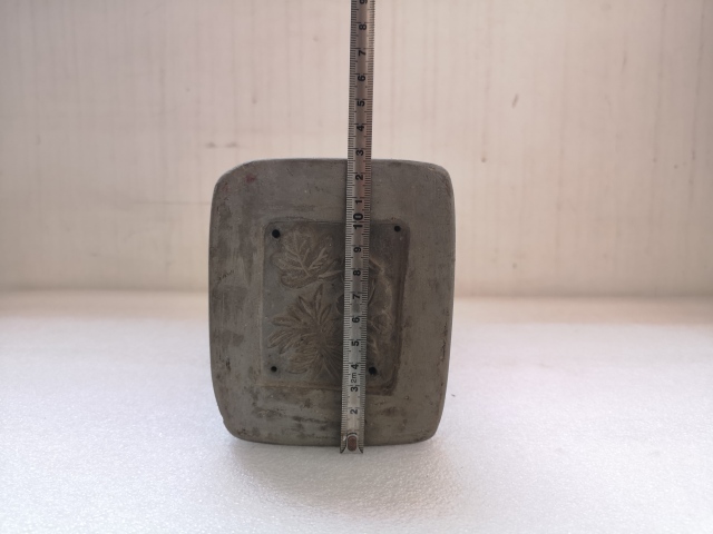 古玩陶瓷明末清初灰陶枕拍賣,當前價格850元