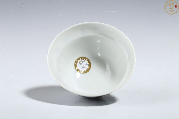 古玩陶瓷晚清青花鳳穿牡丹紋茶碗拍賣，當前價格6800元