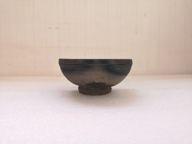 古玩陶瓷灰陶碗拍賣,當前價格198元