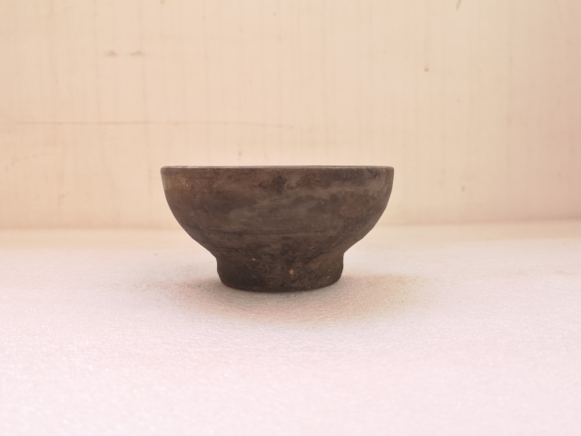 古玩陶瓷元末明初灰陶碗拍賣，當前價格450元