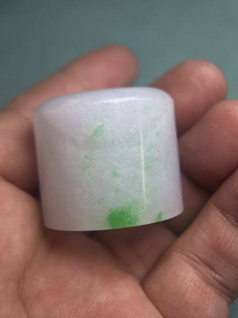 古玩玉器陽綠翡翠扳指拍賣，當前價格25800元