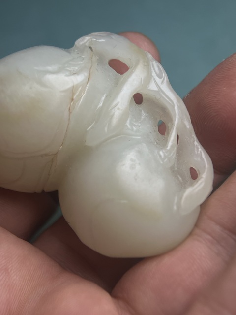 古玩玉器清代籽料雙桃拍賣,當前價格28800元