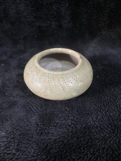 古玩陶瓷唐代青釉水盂拍賣，當(dāng)前價格2680元