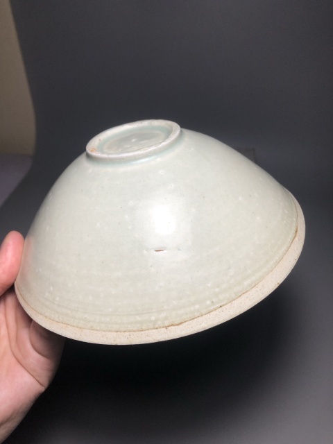 古玩陶瓷（精品收藏級）青白釉刻劃菊花紋大碗拍賣，當(dāng)前價格6888元