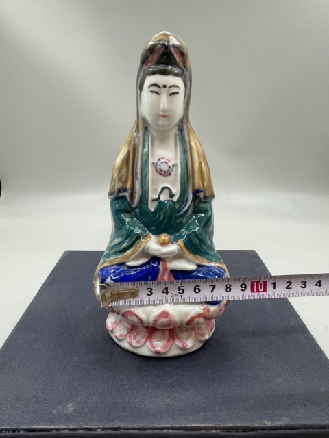 古玩陶瓷觀音塑像拍賣，當(dāng)前價格999元