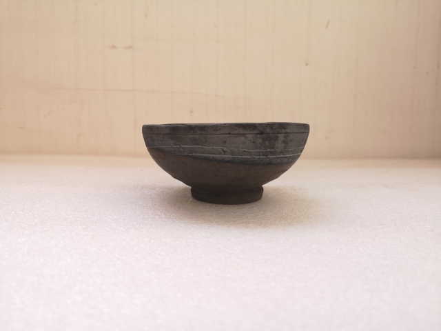 古玩陶瓷元末明初灰陶碗拍賣,當前價格450元