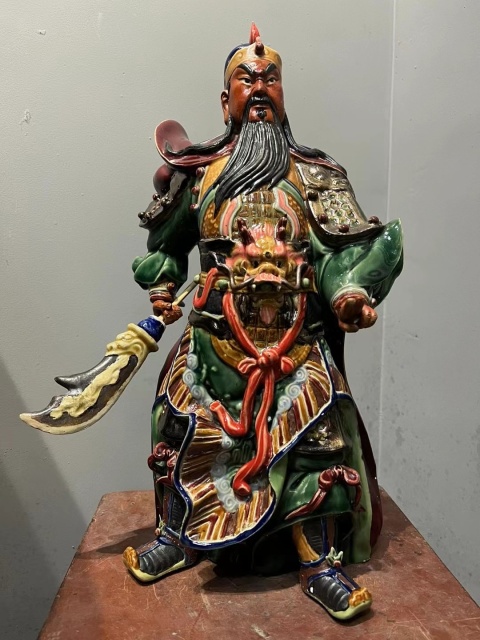 古玩陶瓷【凜凜關圣·武韻千秋】關二爺塑像拍賣，當前價格1800元