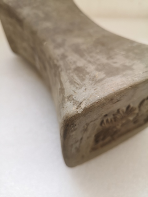 古玩陶瓷明末清初灰陶枕拍賣,當前價格850元