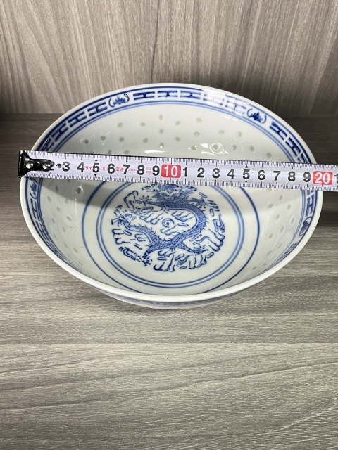 古玩陶瓷青花龍紋玲瓏瓷碗拍賣，當前價格160元