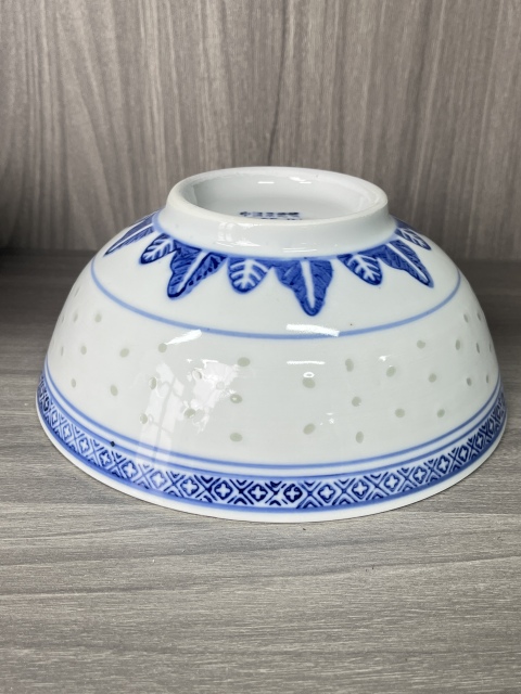 古玩陶瓷青花龍紋玲瓏瓷碗拍賣，當前價格160元