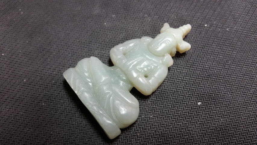 古玩玉器和田玉雕“密宗佛像”擺件拍賣,當前價格428元