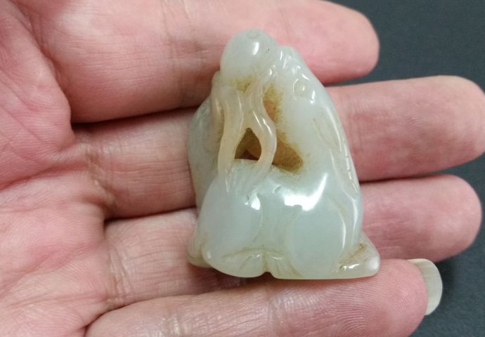 古玩玉器和田玉雕“洋洋得意”把件拍賣,當前價格480元