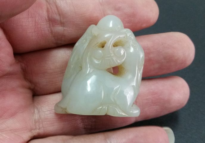 古玩玉器和田玉雕“洋洋得意”把件拍賣,當前價格480元
