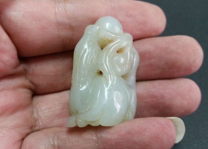 古玩玉器和田玉雕“洋洋得意”把件拍賣,當前價格480元