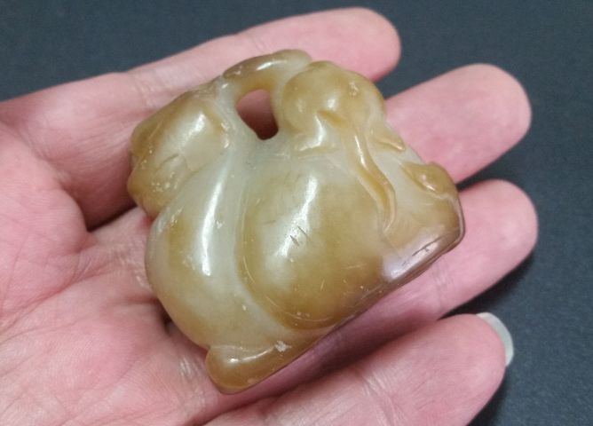古玩玉器和田玉雕“瑞獸”把件拍賣，當(dāng)前價格680元