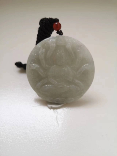 古玩玉器天然翡翠雕“千手觀音”牌拍賣,當前價格450元