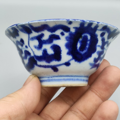 古玩陶瓷清中,青花淡描花卉紋茶碗拍賣,當前價格580元