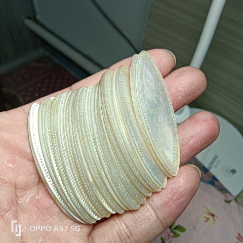 古玩雜項(xiàng)晚清民國(guó)螺鈿籌碼錢(qián)拍賣，當(dāng)前價(jià)格1150元