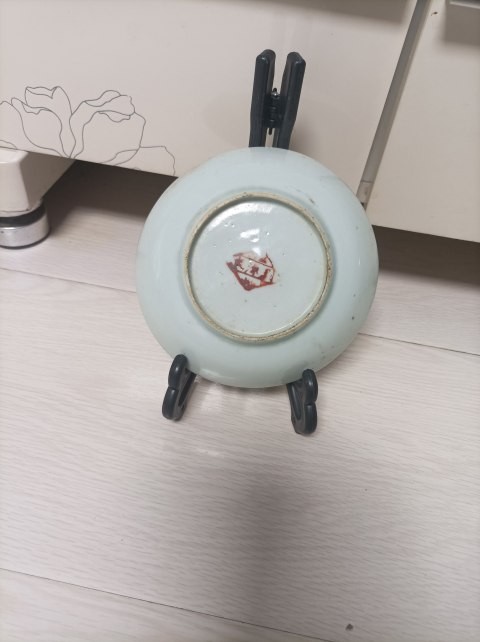 古玩陶瓷民國胭脂紅山水盤拍賣,當(dāng)前價格380元