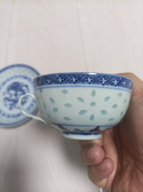 古玩陶瓷晚清玲瓏瓷龍紋杯碟拍賣，當前價格1300元