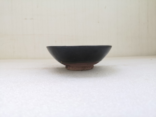 古玩陶瓷明末清初黑釉澀圈圈足碗拍賣，當(dāng)前價(jià)格198元