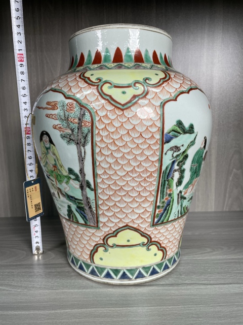 古玩陶瓷清咸豐 特大號五彩開窗劉海戲金蟾紋罐拍賣,當前價格18000元