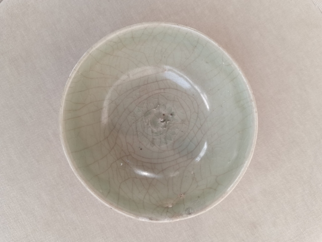古玩陶瓷明代龍泉窯碗拍賣,當前價格0元