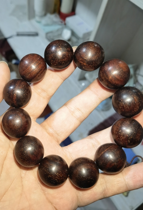 小葉紫檀手串拍賣，當前價格400元