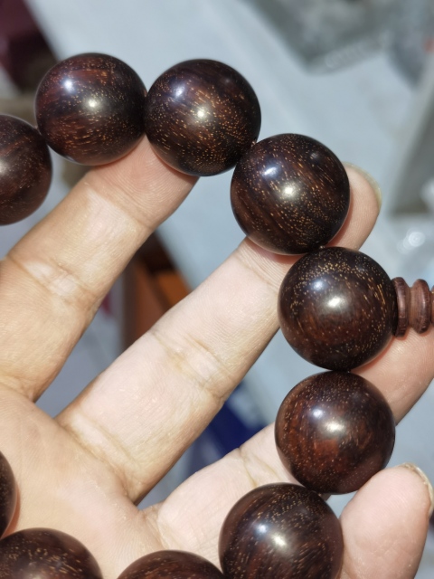 古玩雜項(xiàng)小葉紫檀手串拍賣,當(dāng)前價(jià)格400元