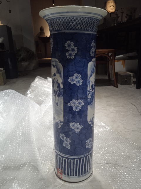 古玩陶瓷晚清人物紋青花箭筒拍賣,當前價格3888元