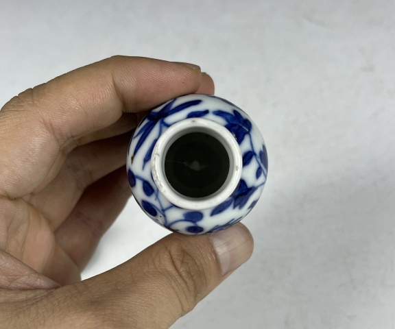 古玩陶瓷清代青花龍穿花紋蓋罐拍賣，當前價格2800元