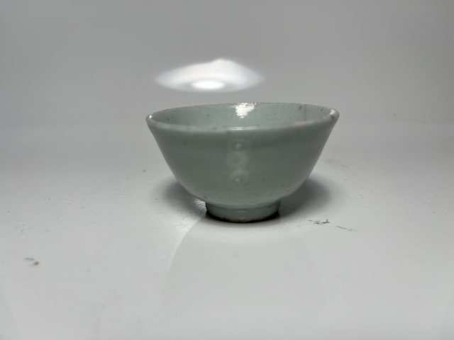 古玩陶瓷豆青釉杯拍賣,當前價格0元