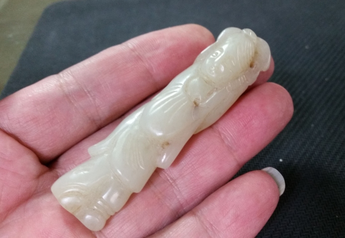 古玩玉器和田玉雕“侍女”把件拍賣,當(dāng)前價(jià)格480元