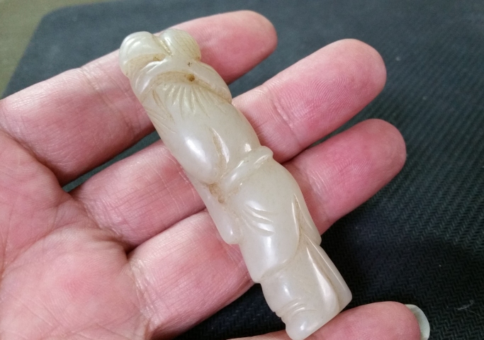 古玩玉器和田玉雕“侍女”把件拍賣,當(dāng)前價(jià)格480元