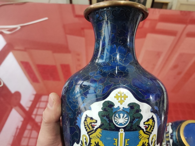 古玩雜項景泰藍掐絲琺瑯銅瓶一對拍賣，當(dāng)前價格688元